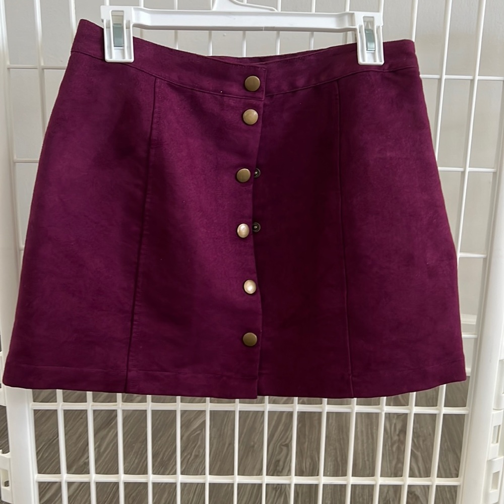 Old Navy maroon mini skirt